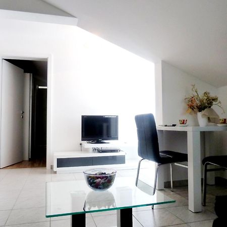 Apartments Villa Excellente Belvedere بولا المظهر الخارجي الصورة
