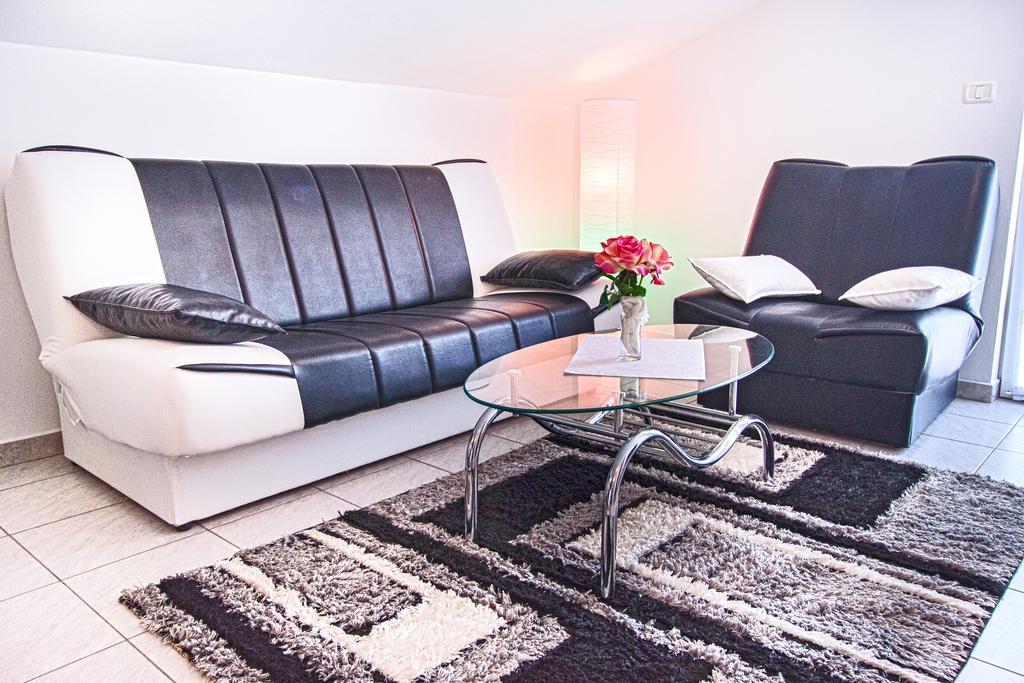 Apartments Villa Excellente Belvedere بولا المظهر الخارجي الصورة