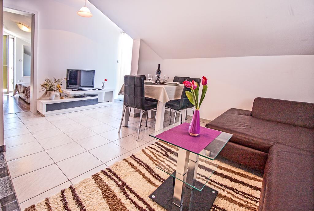 Apartments Villa Excellente Belvedere بولا المظهر الخارجي الصورة
